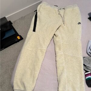 Men’s Nike Sherpa sweatpants size xl